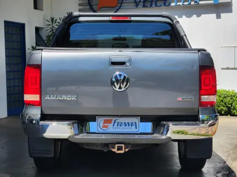 VOLKSWAGEN Amarok 2.0 16V 4X4 CABINE DUPLA  HIGHLINE TURBO INTERCOOLER, Foto 6