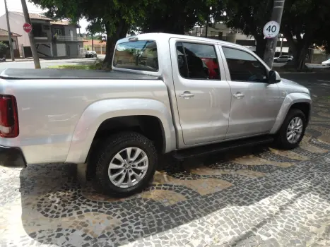 VOLKSWAGEN Amarok 2.0 16V 4X4 CABINE DUPLA COMFORTLINE TURBO INTERCOOLER AUTOMTICO, Foto 3