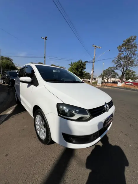 VOLKSWAGEN Fox 1.6 4P, Foto 5