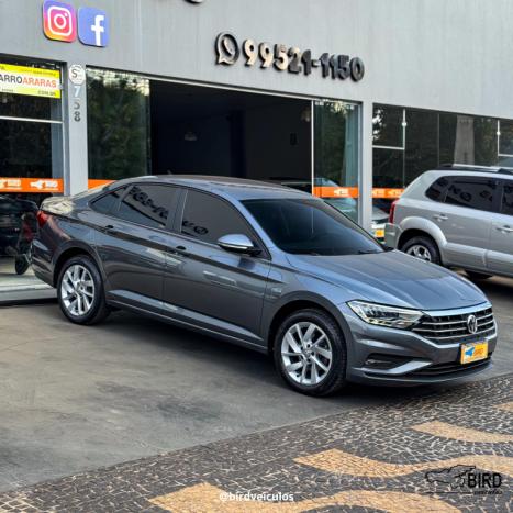 VOLKSWAGEN Jetta 1.4 4P 250 TSI TURBO CONFORTLINE AUTOMTICO, Foto 3