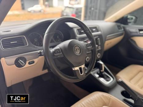 VOLKSWAGEN Jetta 2.0 4P TSI HIGHLINE 211 CV AUTOMTICO, Foto 3