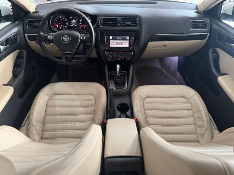 VOLKSWAGEN Jetta 2.0 4P TSI HIGHLINE 211 CV AUTOMTICO, Foto 3
