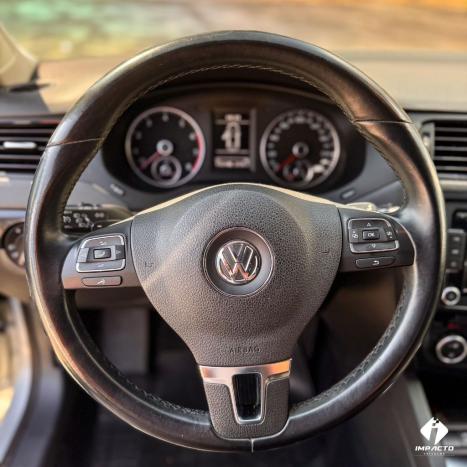 VOLKSWAGEN Jetta 2.0 4P FLEX CONFORTLINE TIPTRONIC AUTOMTICO, Foto 10