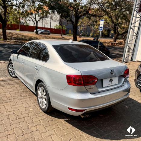 VOLKSWAGEN Jetta 2.0 4P FLEX CONFORTLINE TIPTRONIC AUTOMTICO, Foto 18