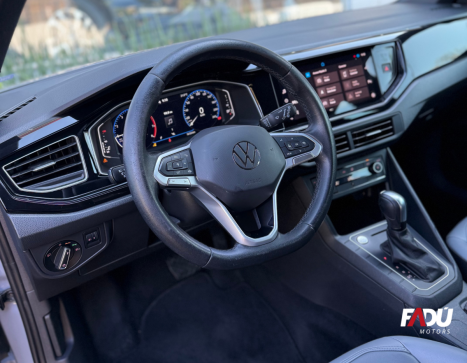 VOLKSWAGEN Nivus 1.0 4P FLEX 200 TSI HIGHLINE TURBO AUTOMTICO, Foto 4