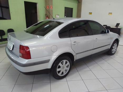 VOLKSWAGEN Passat 1.8 20V 4P TURBO AUTOMTICO, Foto 4