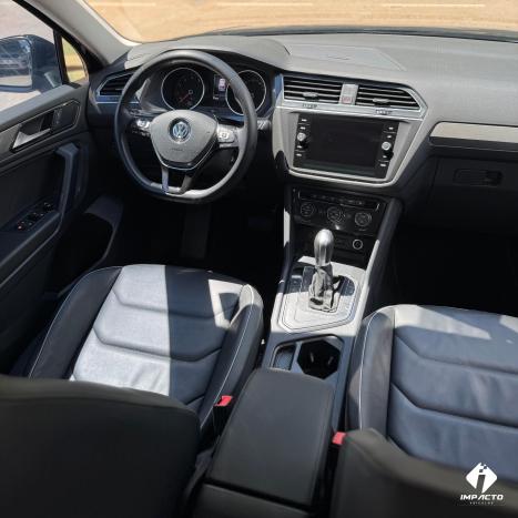 VOLKSWAGEN Tiguan 1.4 250 TSI TOTAL FLEX ALLSPACE COMFORTLINE TURBO AUTOMTICO TIPTRONIC, Foto 5