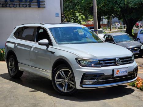 VOLKSWAGEN Tiguan 2.0 16V 4P TSI 350 TURBO R-LINE 4MOTION DSG AUTOMTICO, Foto 2