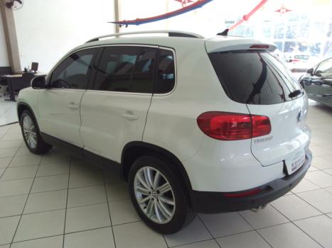 VOLKSWAGEN Tiguan 2.0 16V 4P TSI 4WD TURBO AUTOMTICO, Foto 4