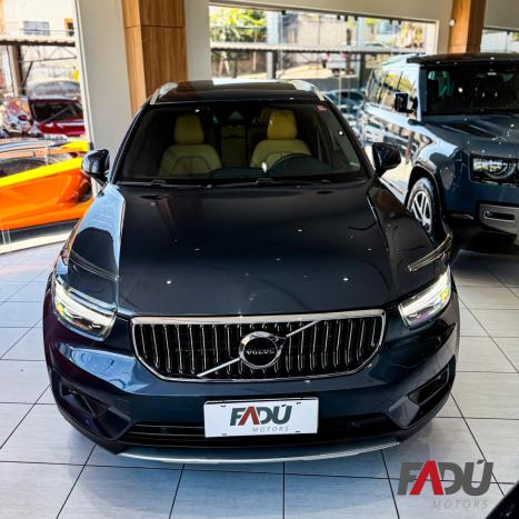 VOLVO XC40 1.5 16V 4P T5 RECHARGE HBRIDO INSCRIPTION GEARTRONIC AUTOMTICO, Foto 2
