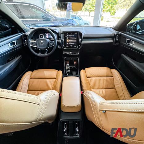 VOLVO XC40 1.5 16V 4P T5 RECHARGE HBRIDO INSCRIPTION GEARTRONIC AUTOMTICO, Foto 5