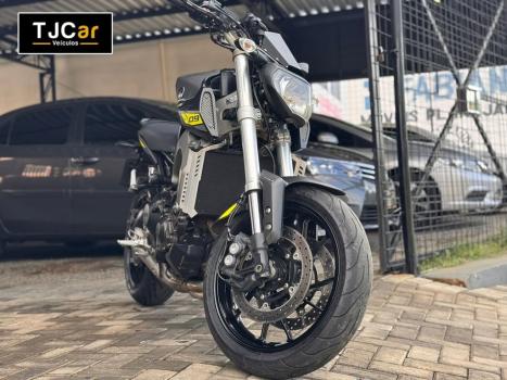 YAMAHA MT-09 850 ABS, Foto 6