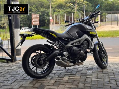 YAMAHA MT-09 850 ABS, Foto 9