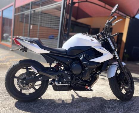 YAMAHA XJ6 600 N, Foto 4