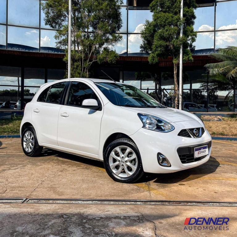 Comprar Hatch Nissan March V P Sv Flex Autom Tico Cvt Branco