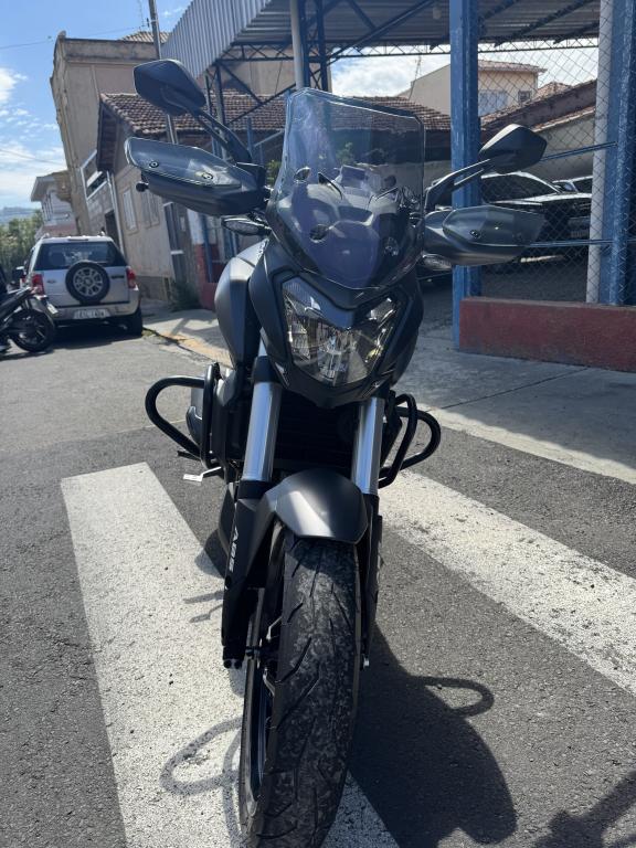 BAJAJ Dominar 400 - Foto