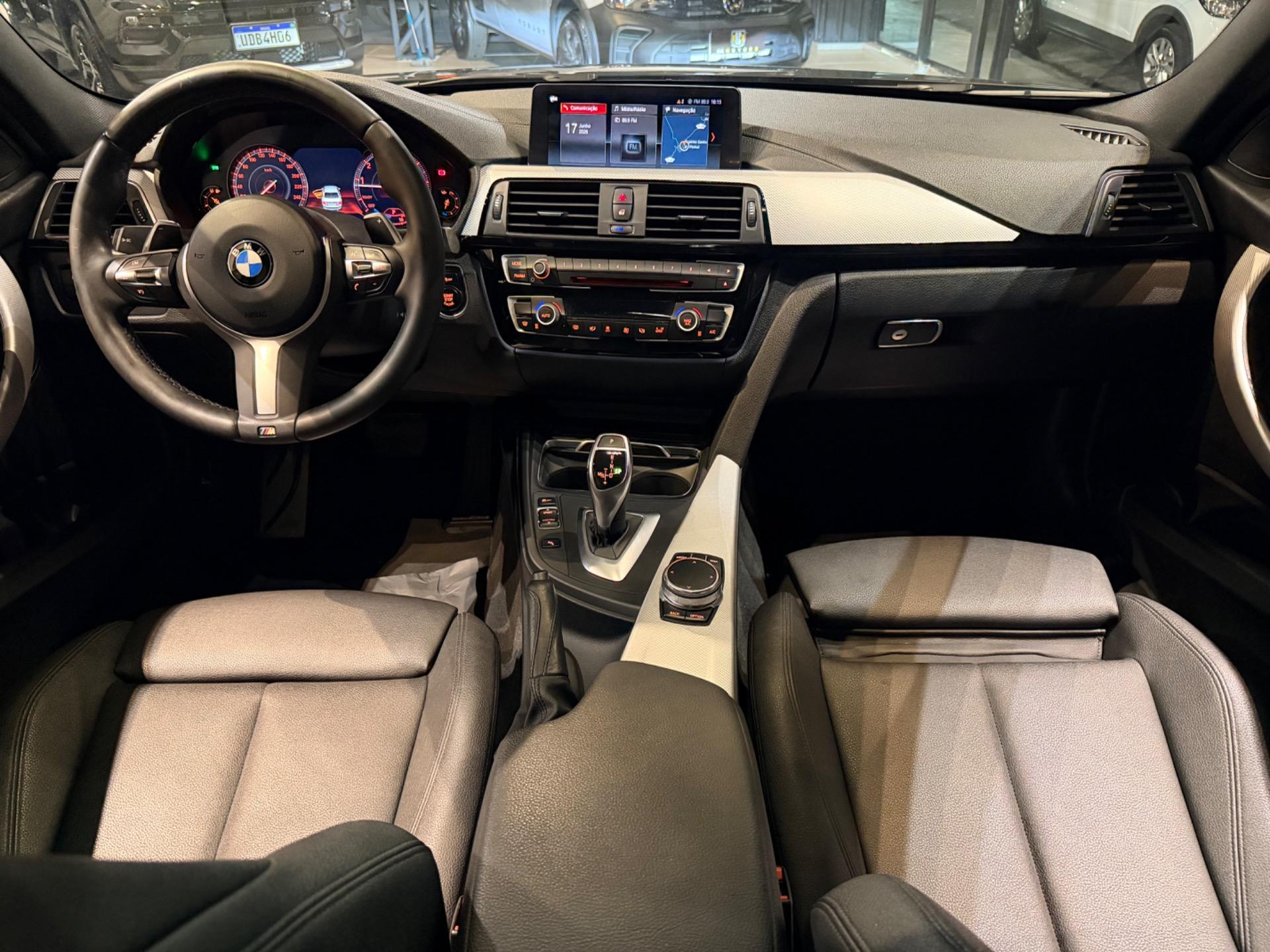 BMW 320I - Foto