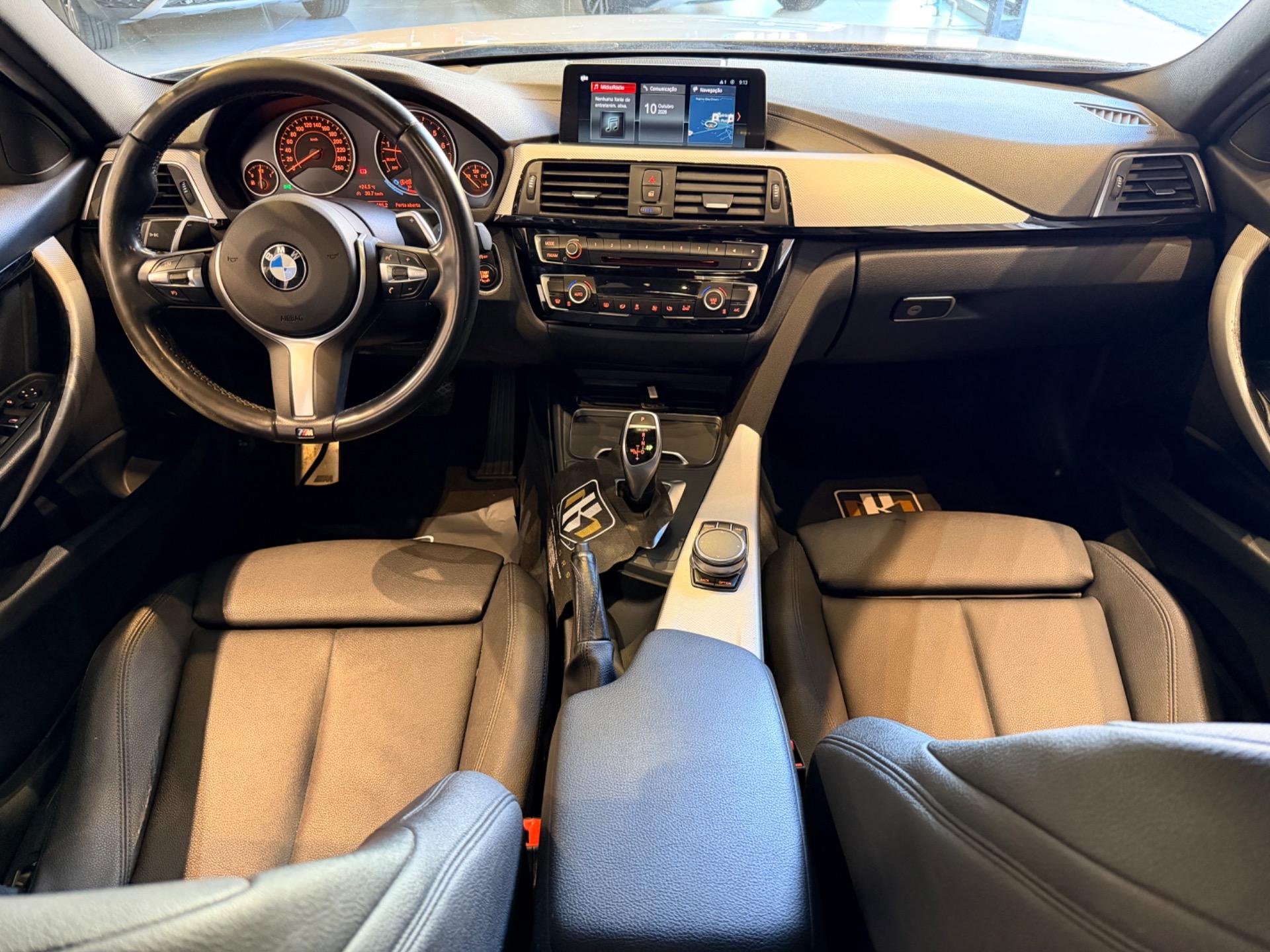 BMW 320I - Foto