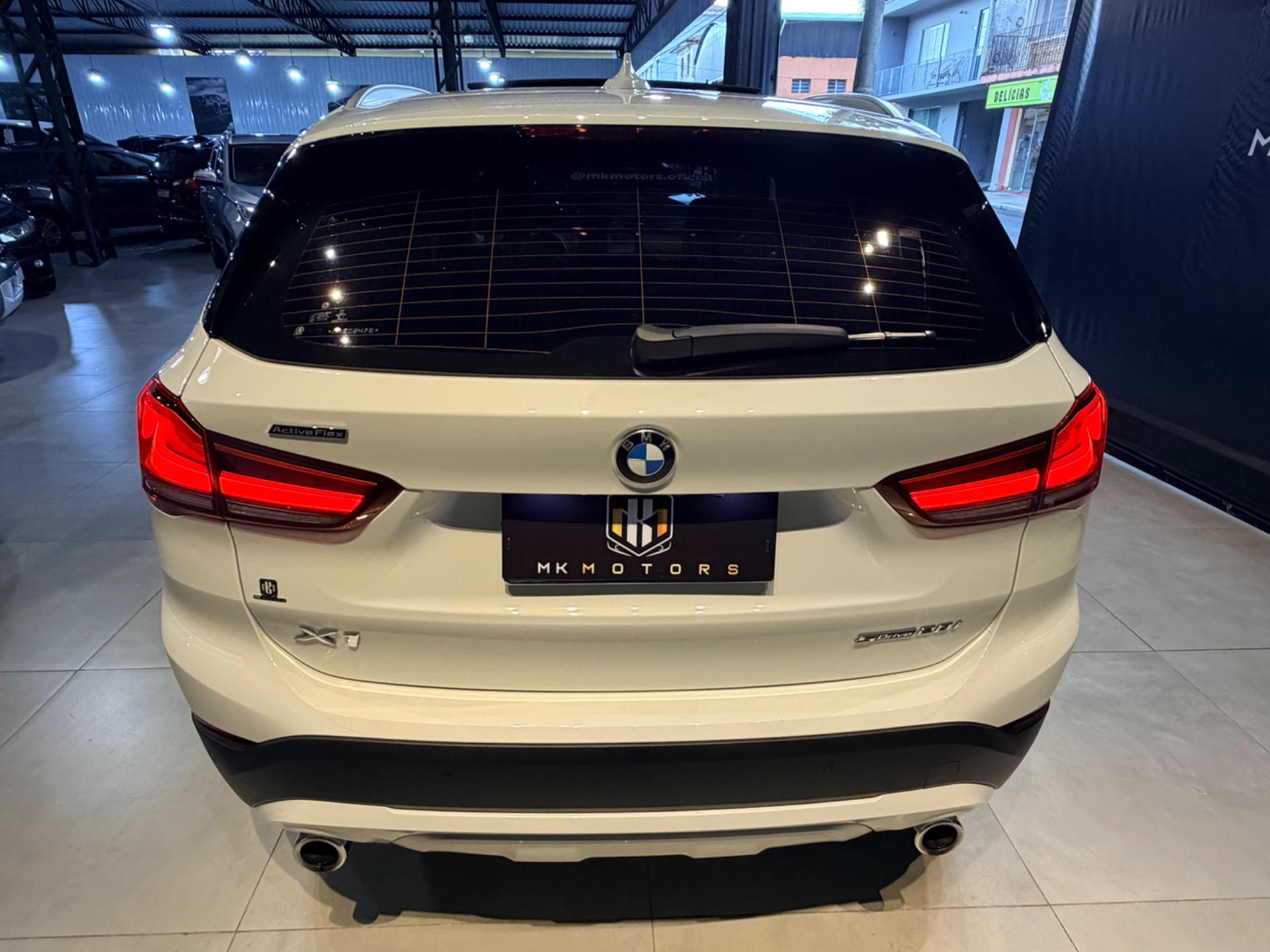 BMW X1 - Foto