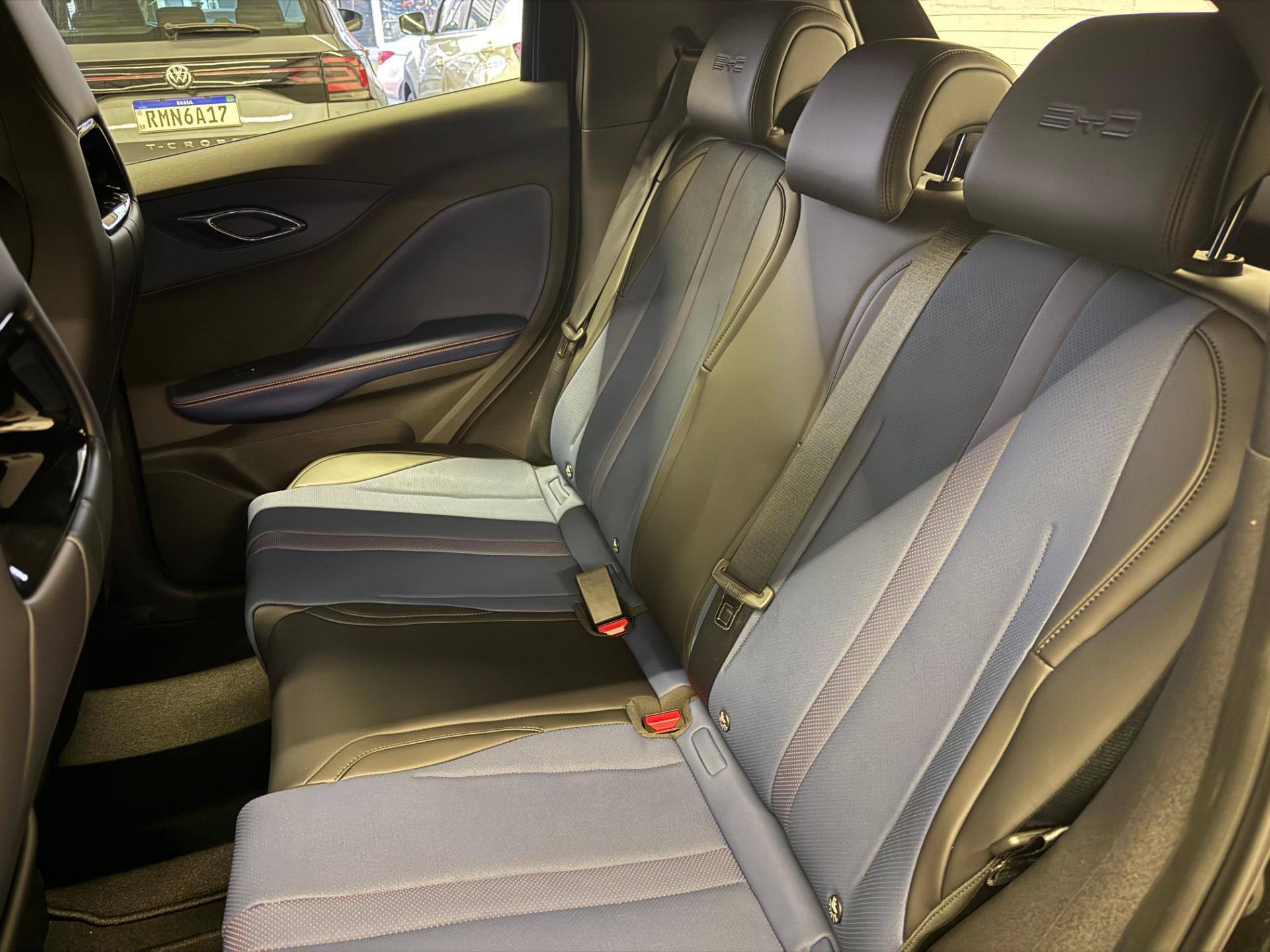 BYD Dolphin Mini - Foto