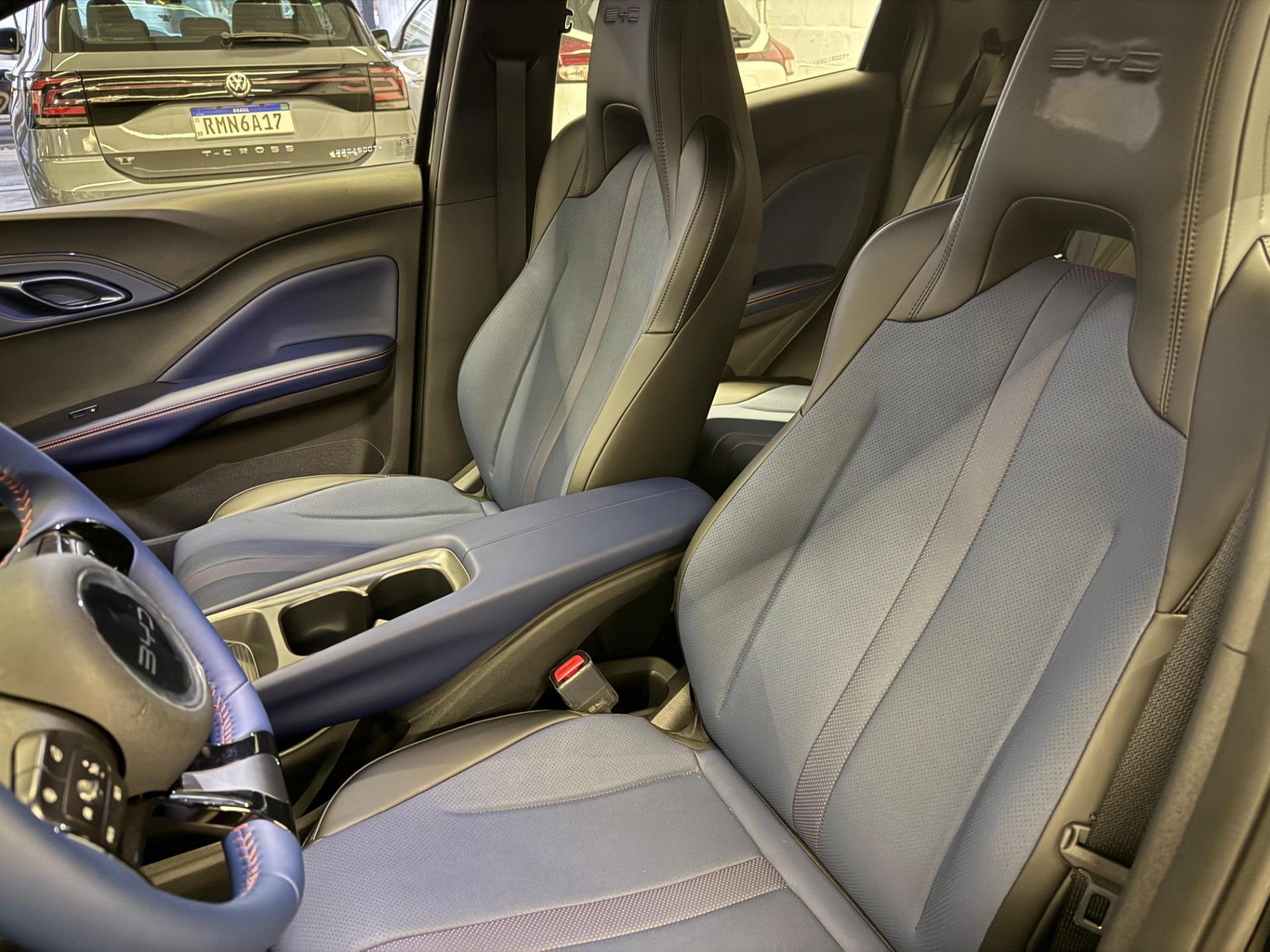 BYD Dolphin Mini - Foto