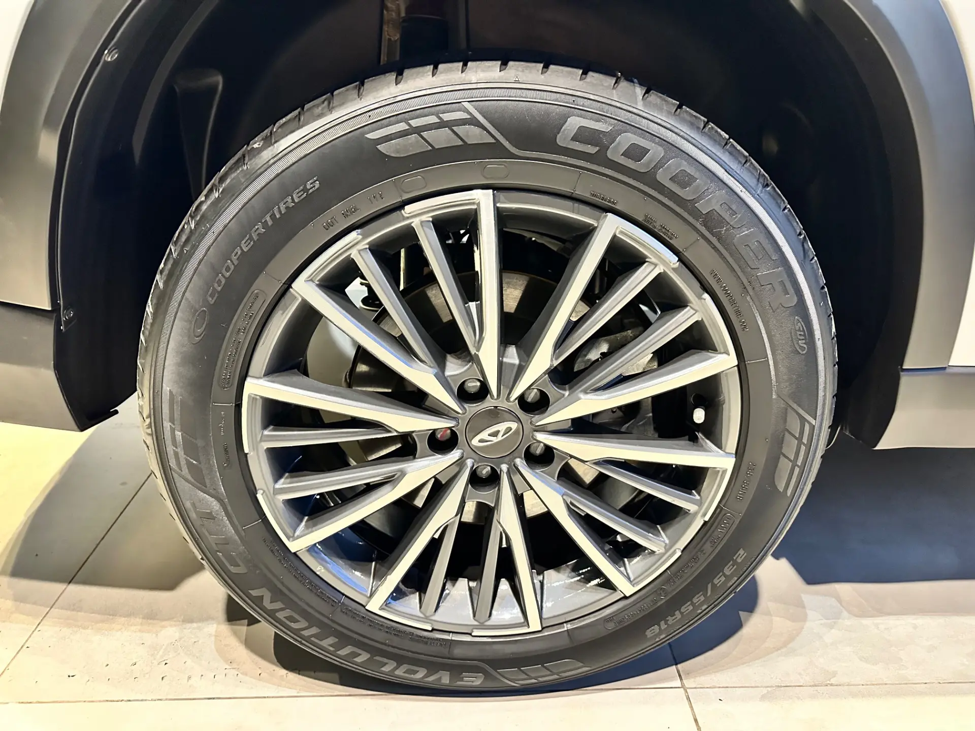 CHERY Tiggo 8 Pro - Foto