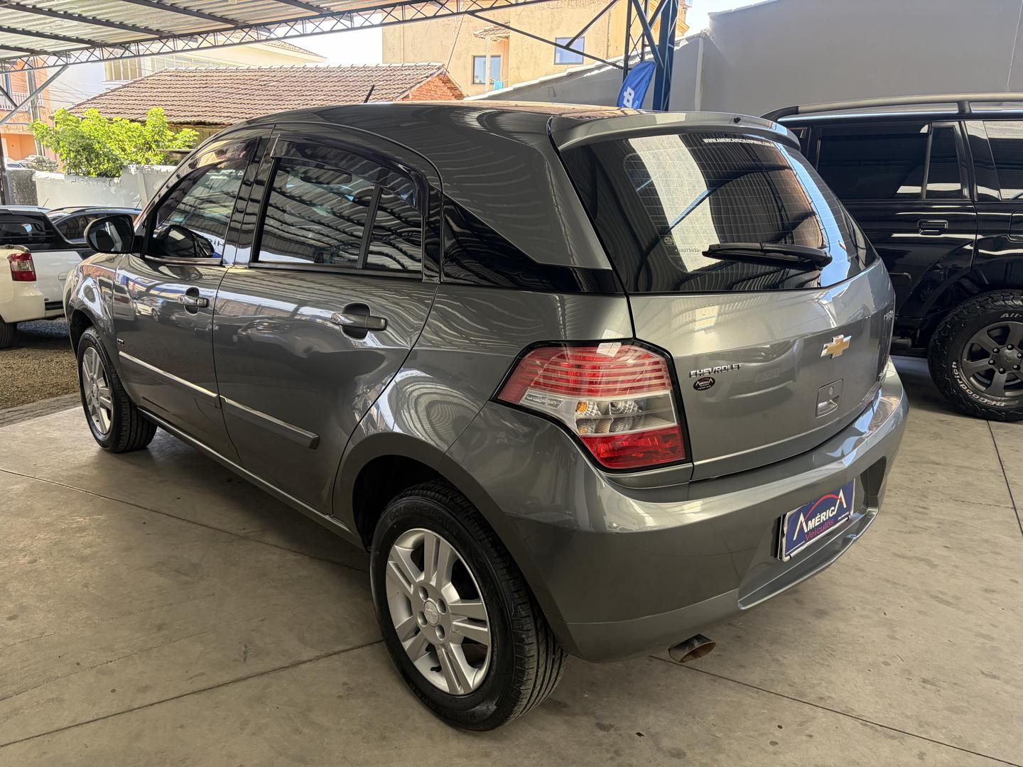 CHEVROLET Agile - Foto