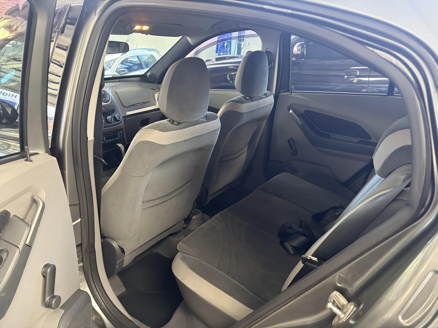 CHEVROLET Agile - Foto