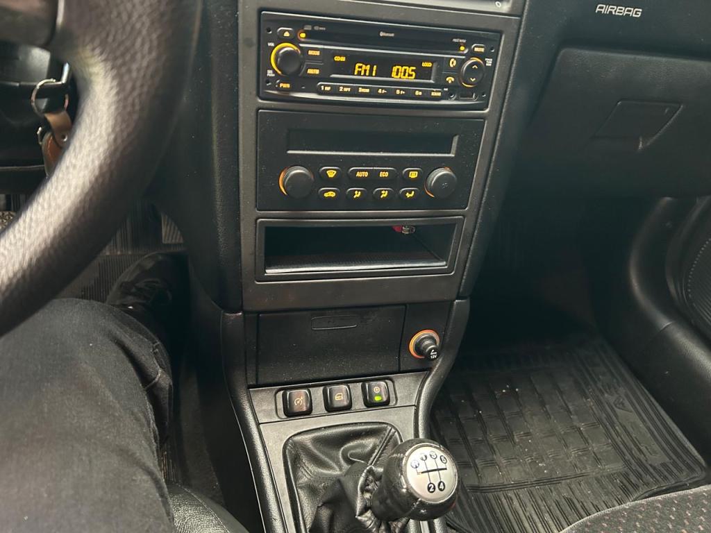 CHEVROLET Astra Hatch - Foto