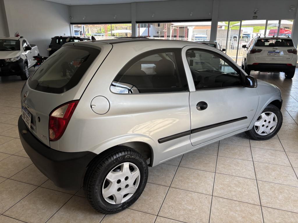 CHEVROLET Celta - Foto