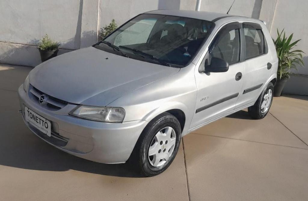 CHEVROLET Celta - Foto