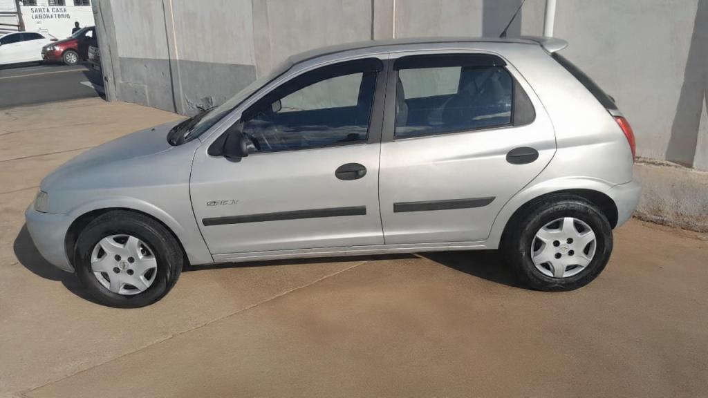 CHEVROLET Celta - Foto
