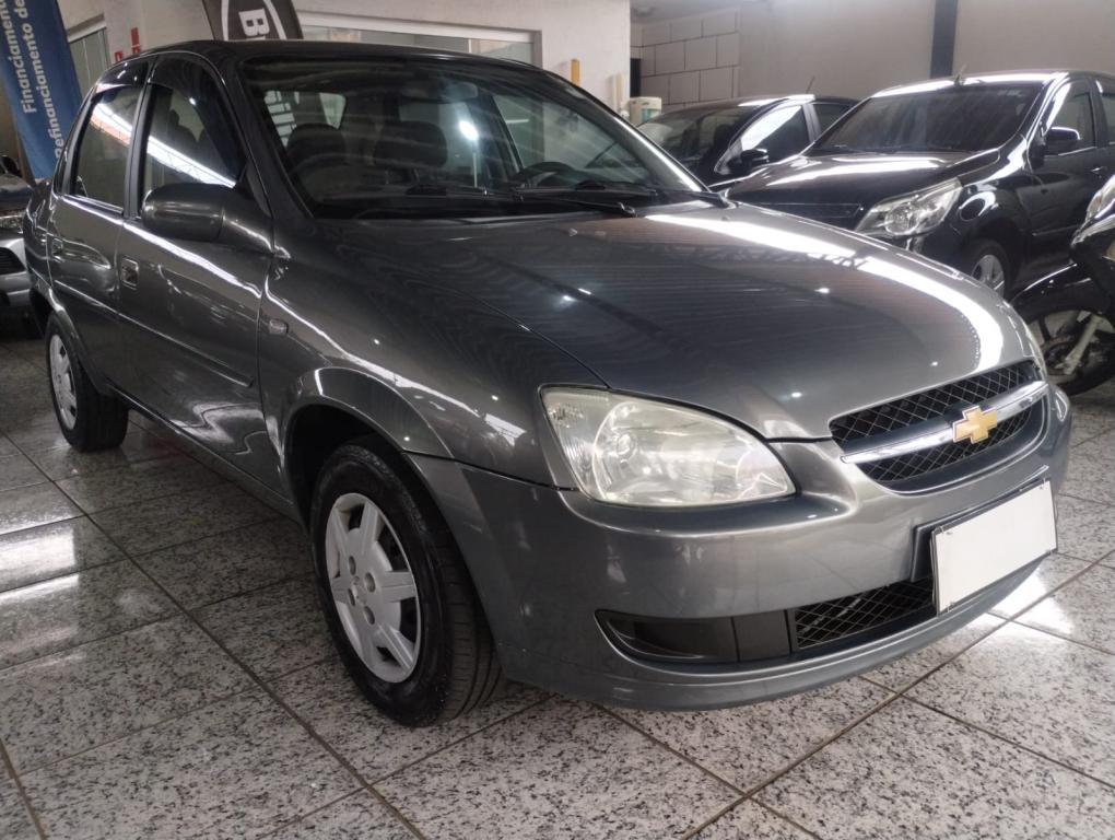 CHEVROLET Classic Sedan - Foto