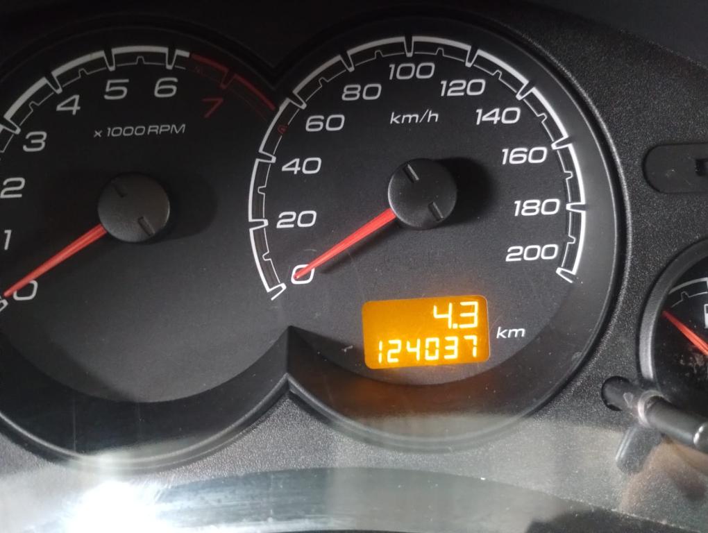 CHEVROLET Classic Sedan - Foto