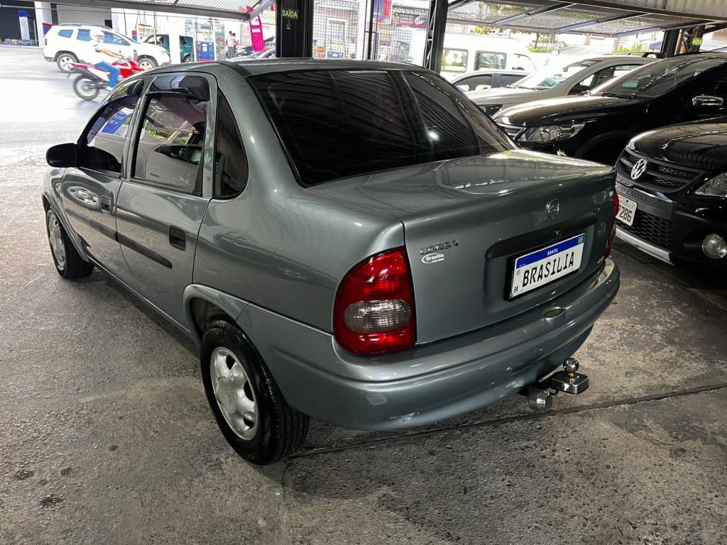 CHEVROLET Classic Sedan - Foto