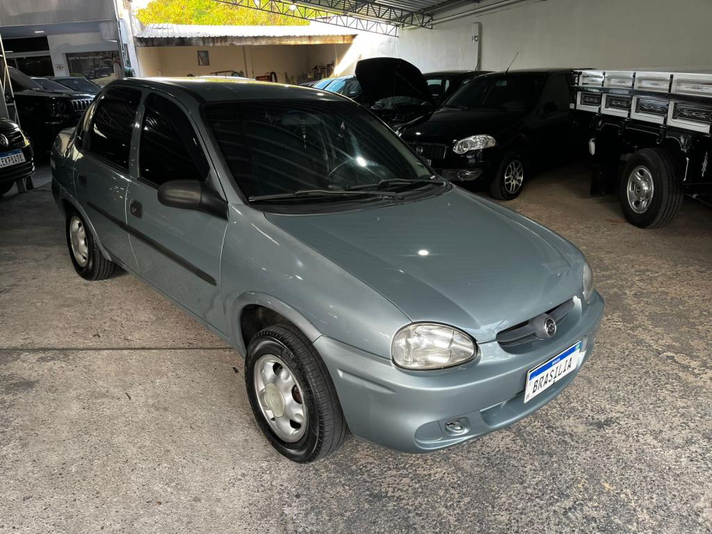 CHEVROLET Classic Sedan - Foto