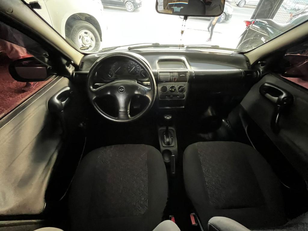 CHEVROLET Classic Sedan - Foto