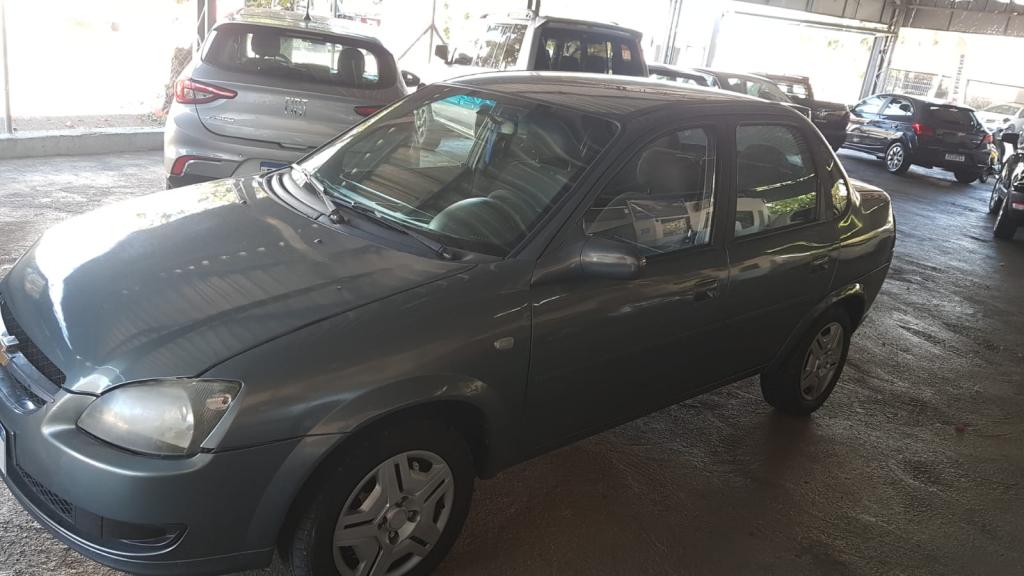 CHEVROLET Classic Sedan - Foto