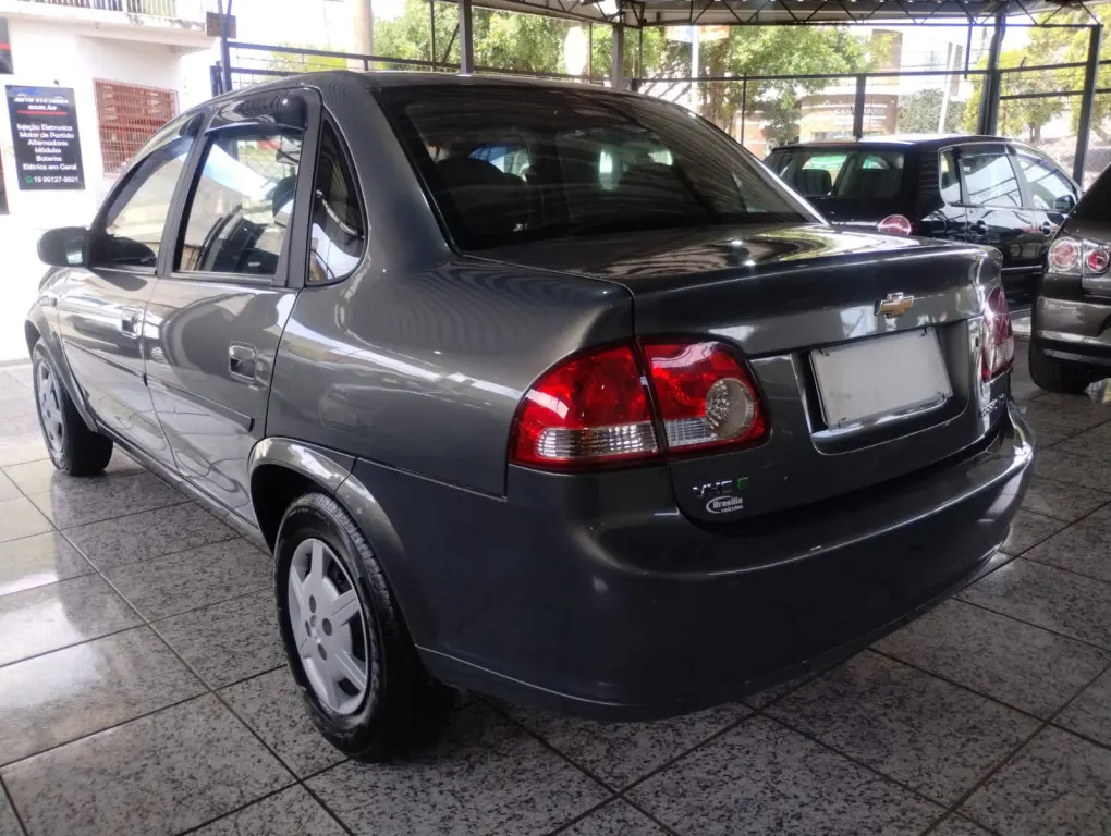 CHEVROLET Classic Sedan - Foto