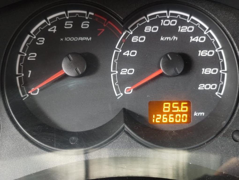 CHEVROLET Classic Sedan - Foto