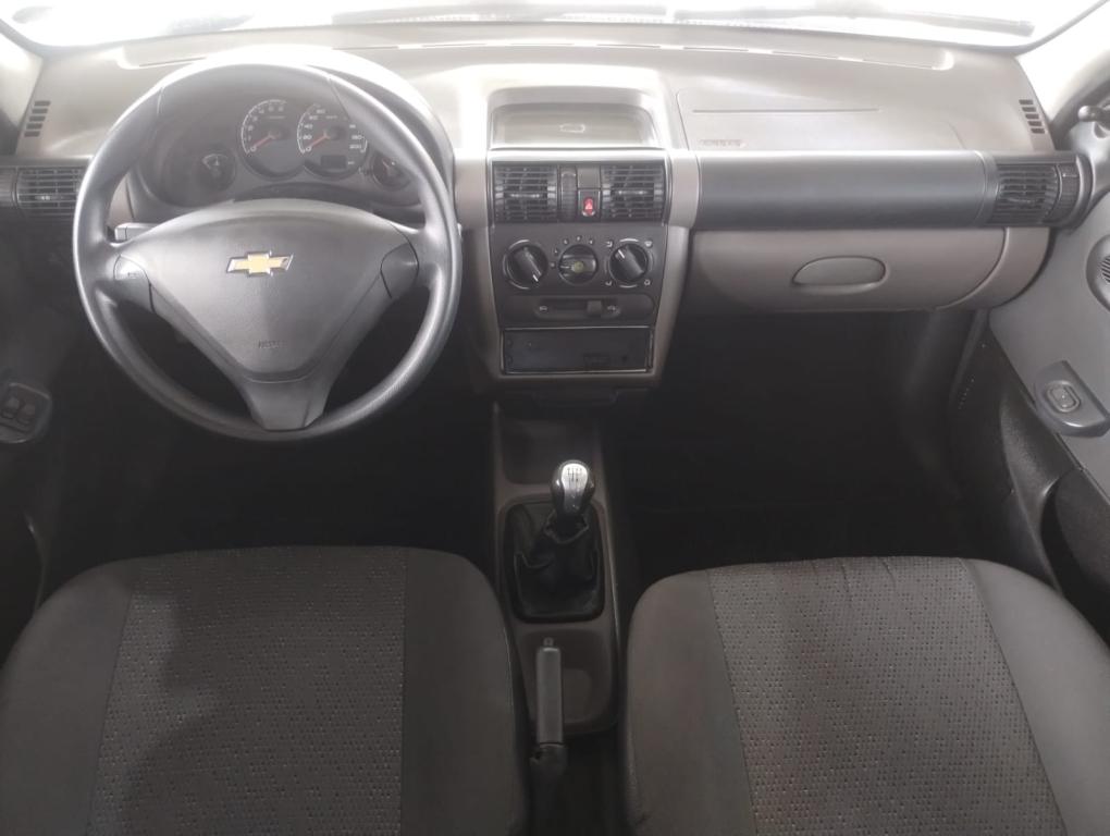 CHEVROLET Classic Sedan - Foto