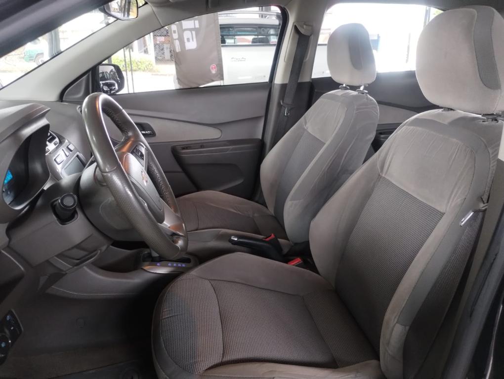 CHEVROLET Cobalt - Foto