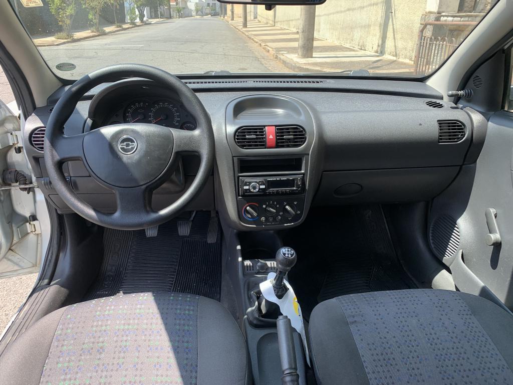 CHEVROLET Corsa Hatch - Foto