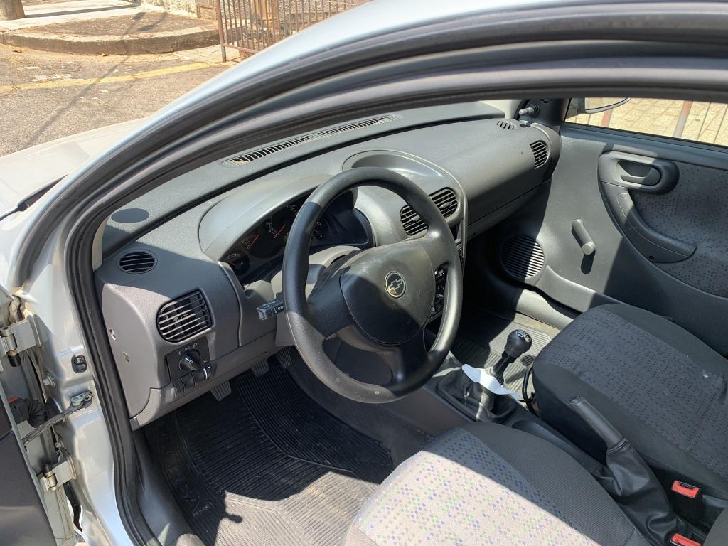 CHEVROLET Corsa Hatch - Foto