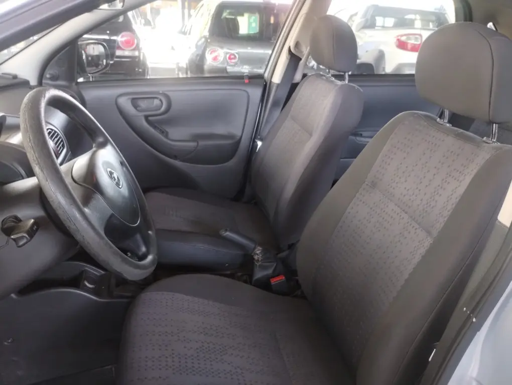 CHEVROLET Corsa Hatch - Foto