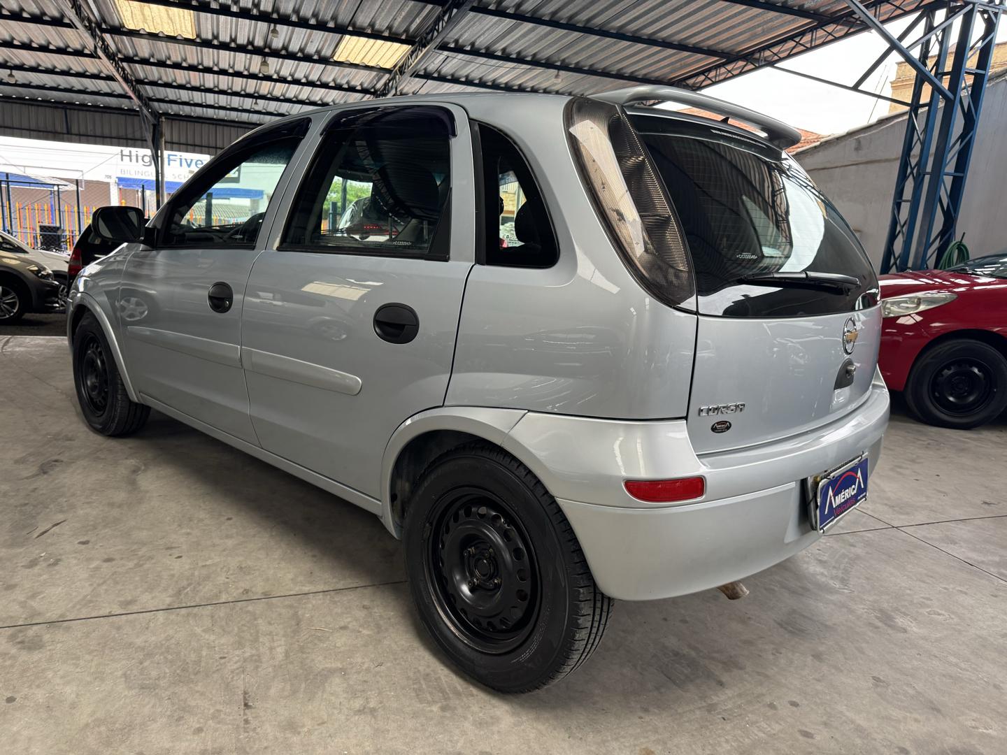 CHEVROLET Corsa Hatch - Foto