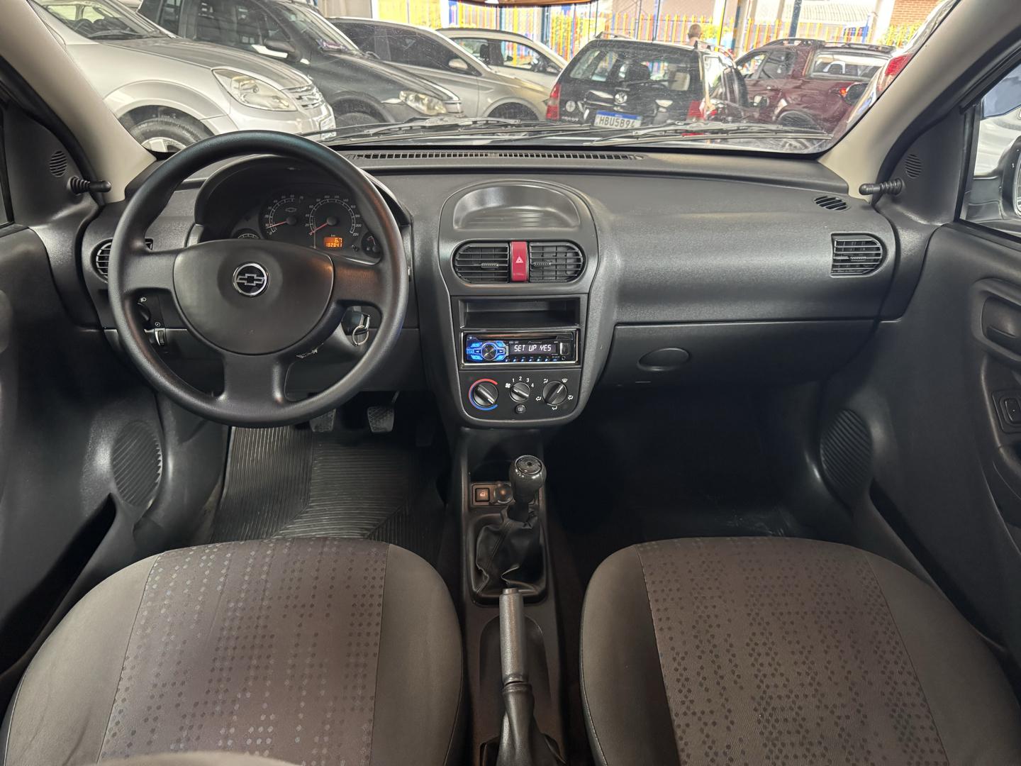 CHEVROLET Corsa Hatch - Foto