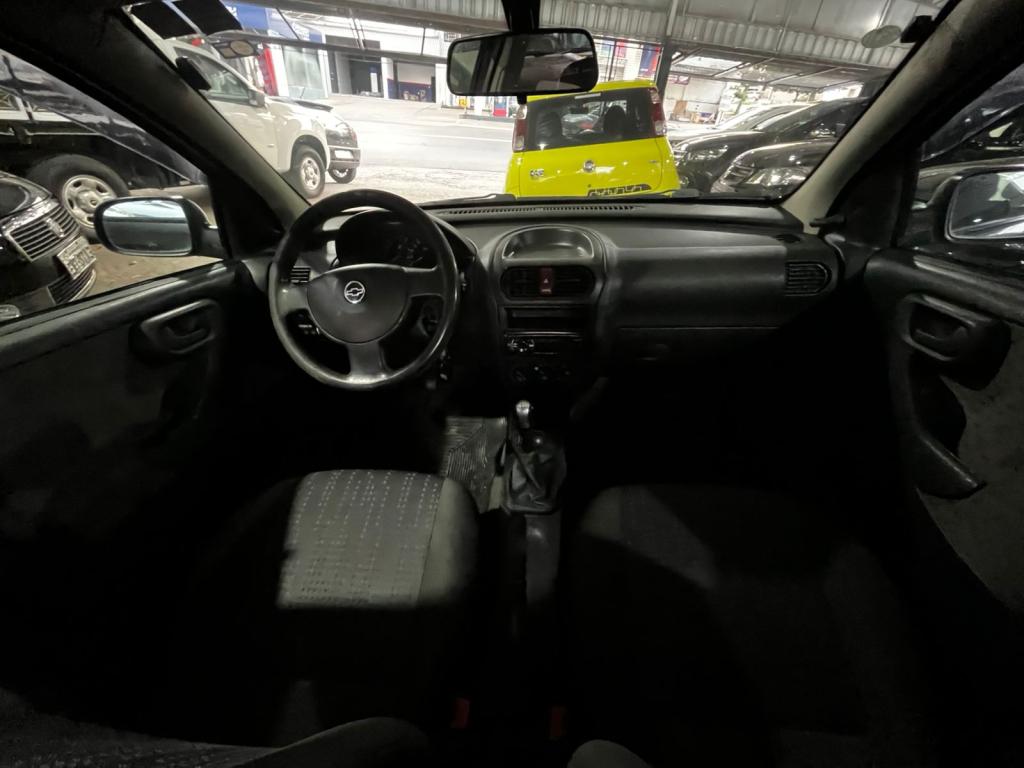 CHEVROLET Corsa Hatch - Foto