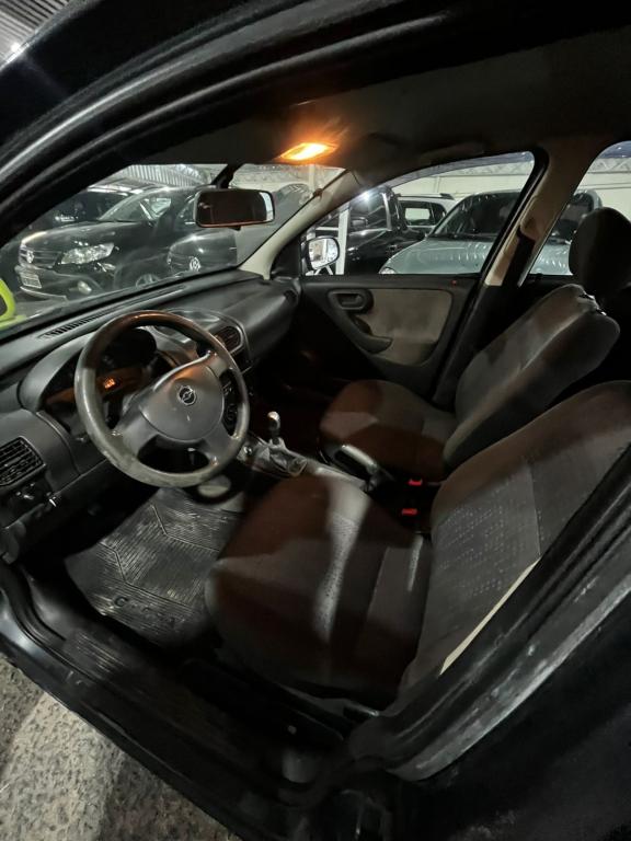 CHEVROLET Corsa Hatch - Foto