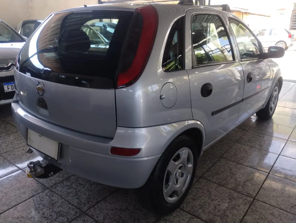 CHEVROLET Corsa Hatch - Foto